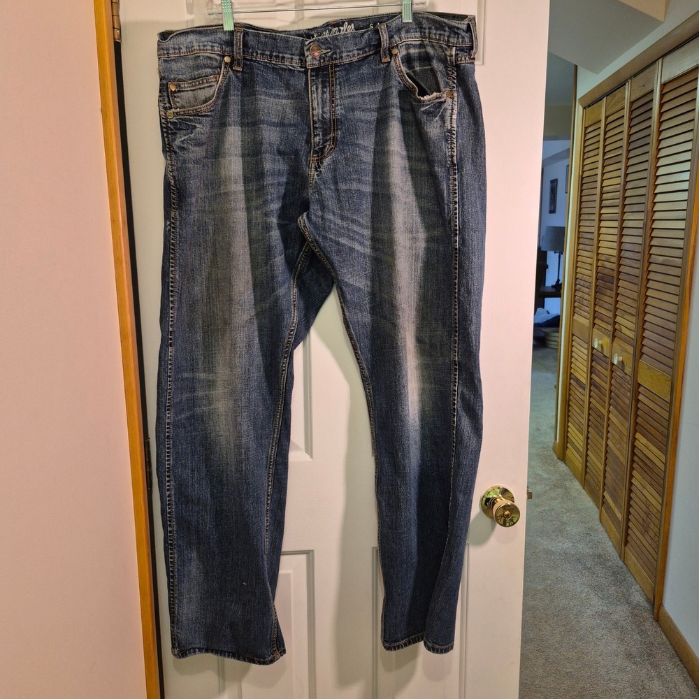 Wrangler Retro Straight Leg Mens Blue Jeans Medium Wash 42x31 Distressed Hem